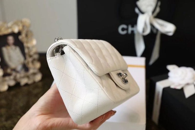 CHL Classic Mini Flap Bag Silver Hardware White For Wom6.6in/17cm A35200 - Image 4
