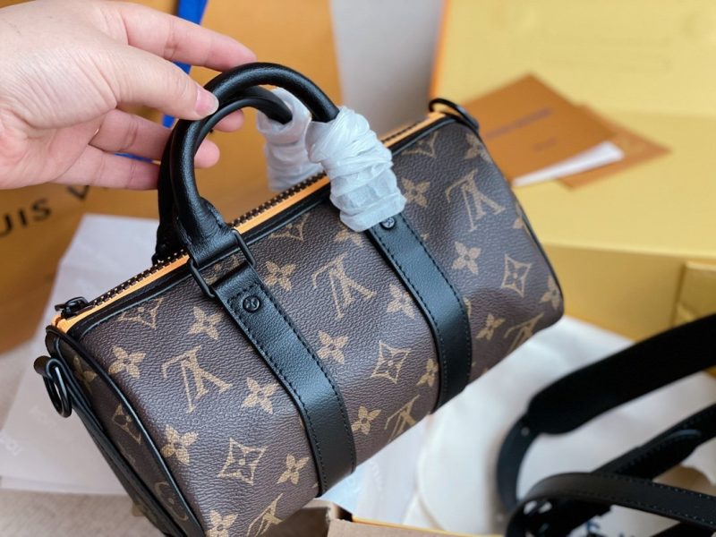 New Arrival Bags LUV 075