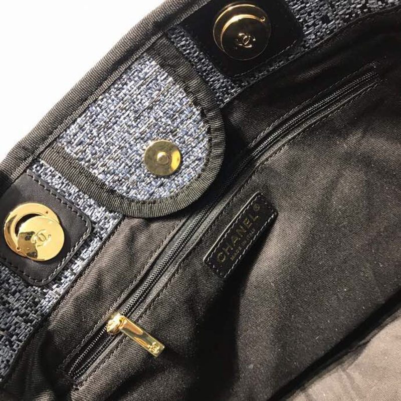 CHL Deauville Chain Shoulder Tote Bag Dark Grey For Women, Women’s Handbags, Shoulder Bags 13.3in/34cm A66939 - Image 5
