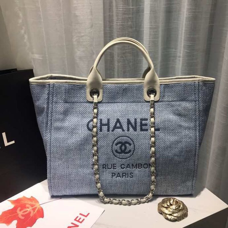 CHL Deauville Tote Canvas Bag Light Grey For Women, Women’s Handbags, Shoulder Bags 15in/38cm A66941 - Image 2
