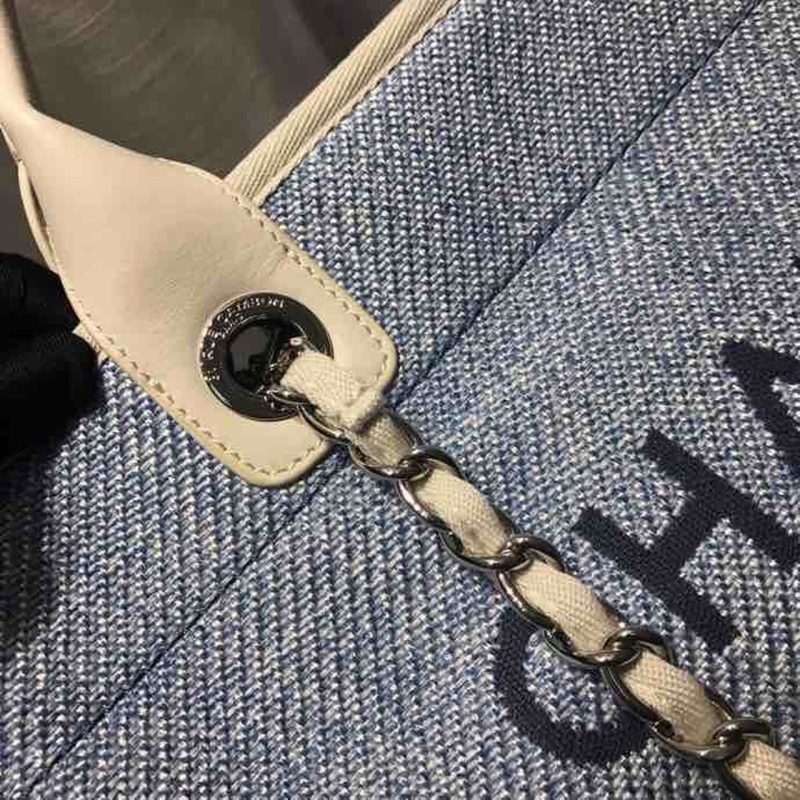 CHL Deauville Tote Canvas Bag Light Grey For Women, Women’s Handbags, Shoulder Bags 15in/38cm A66941 - Image 4